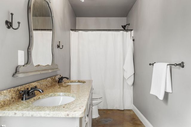 102 Harts Lane, Simpsonville, SC 29681