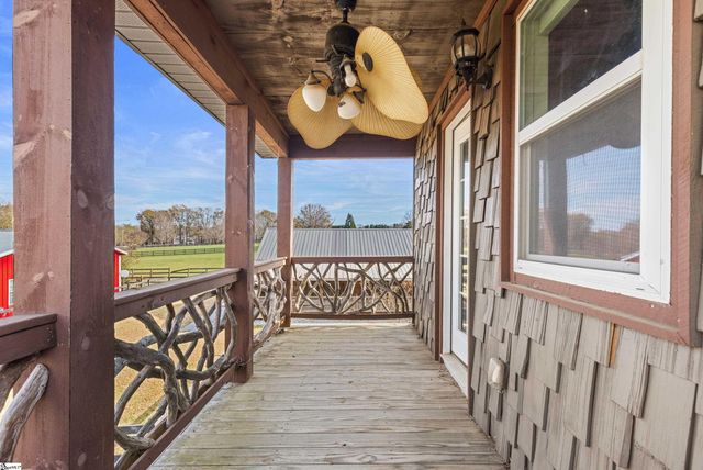 102 Harts Lane, Simpsonville, SC 29681