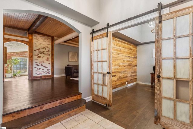 102 Harts Lane, Simpsonville, SC 29681