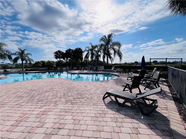 10601 Crossback LN, Lehigh Acres, FL 33936