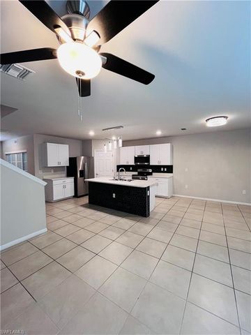 10601 Crossback LN, Lehigh Acres, FL 33936