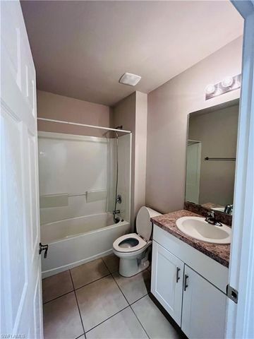 10601 Crossback LN, Lehigh Acres, FL 33936