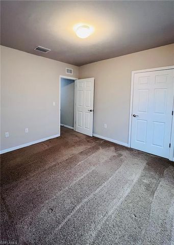 10601 Crossback LN, Lehigh Acres, FL 33936