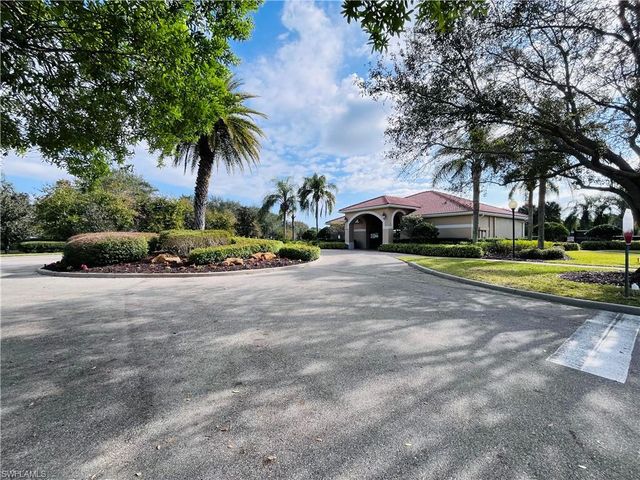 10601 Crossback LN, Lehigh Acres, FL 33936