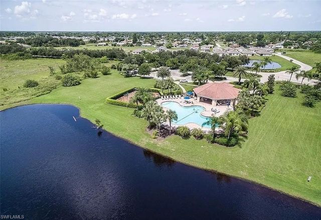 10601 Crossback LN, Lehigh Acres, FL 33936