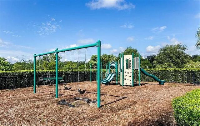 10601 Crossback LN, Lehigh Acres, FL 33936