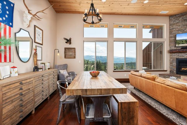 42298 Majestic Lane, Shaver Lake, CA 93664