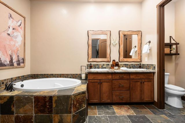 42298 Majestic Lane, Shaver Lake, CA 93664