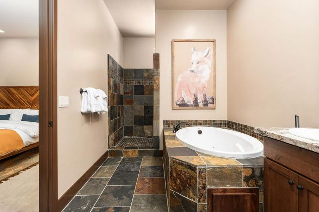 42298 Majestic Lane, Shaver Lake, CA 93664