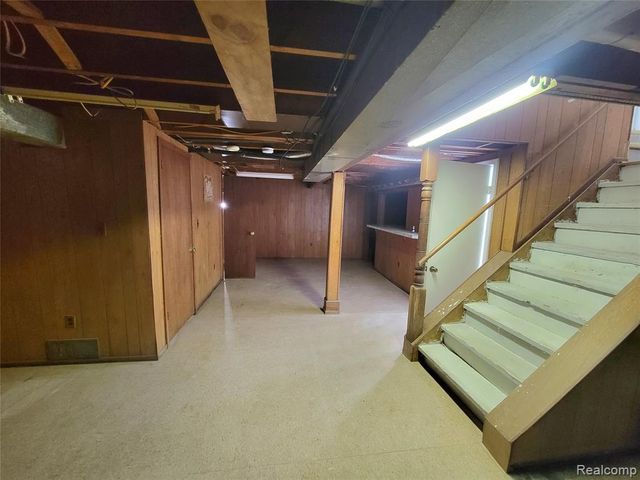 26466 Richard Drive, Warren, MI 48089