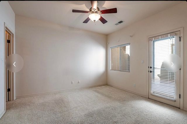 8805 Desert Fox Way NE, Albuquerque, NM 87122