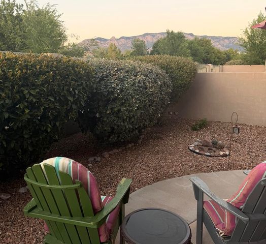 8805 Desert Fox Way NE, Albuquerque, NM 87122