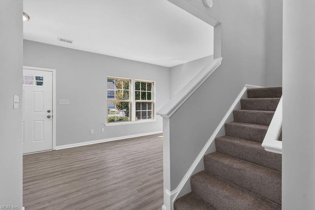 130 Patriots Walke DR, Suffolk, VA 23434