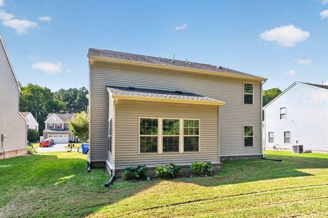 130 Patriots Walke DR, Suffolk, VA 23434