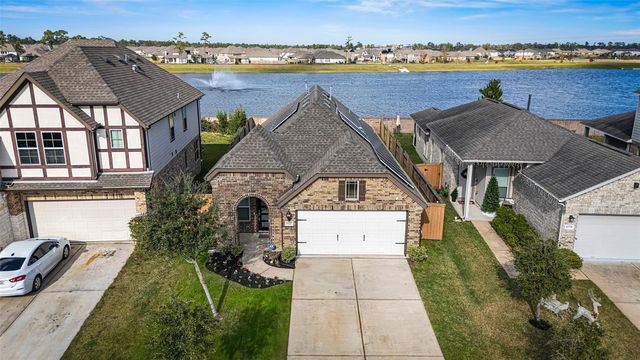 12727 Gallowhill Drive, Humble, TX 77346