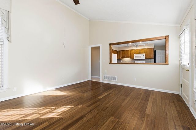 11802 Running Creek Rd, Louisville, KY 40243