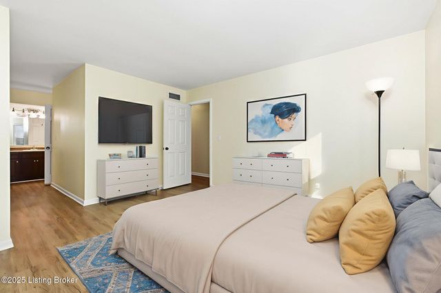 11802 Running Creek Rd, Louisville, KY 40243