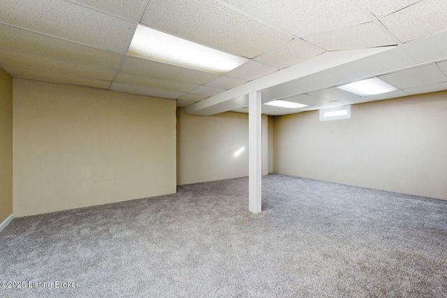 11802 Running Creek Rd, Louisville, KY 40243