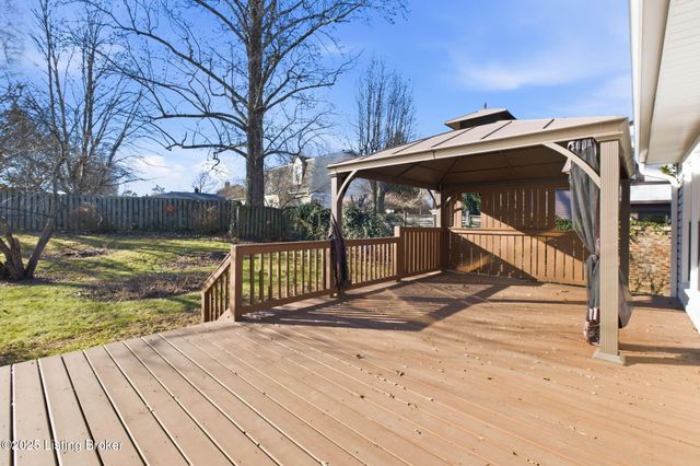 11802 Running Creek Rd, Louisville, KY 40243