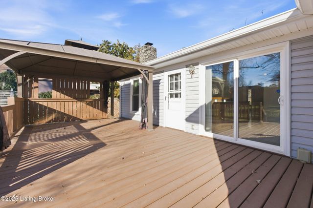 11802 Running Creek Rd, Louisville, KY 40243