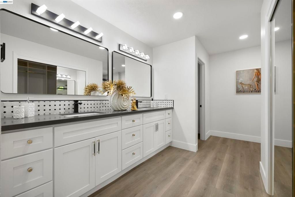Image 33 of property listing at 3208 Touriga Dr, Pleasanton, CA 94566