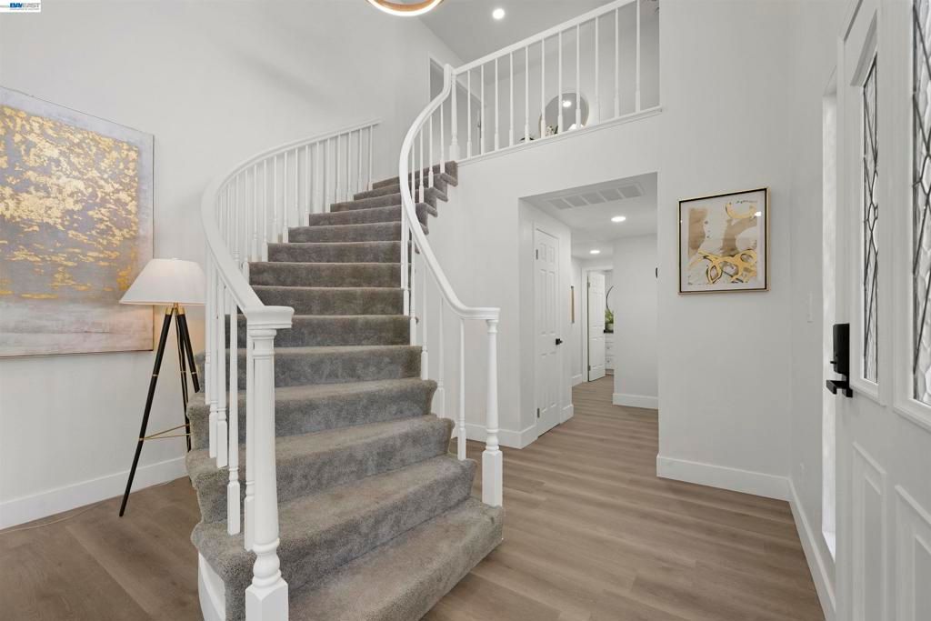 Image 5 of property listing at 3208 Touriga Dr, Pleasanton, CA 94566