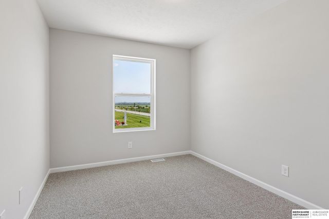 4765 E 21st Avenue, Fremont, NE 68025