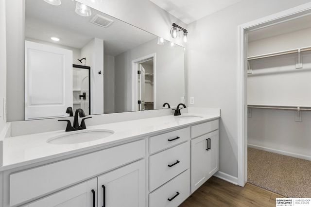 4765 E 21st Avenue, Fremont, NE 68025