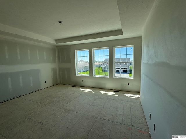4765 E 21st Avenue, Fremont, NE 68025