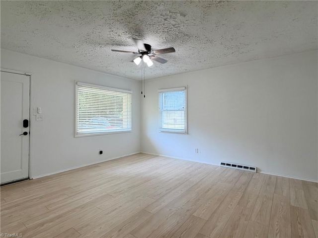 2163 Gerald Street, Winston-salem, NC 27101