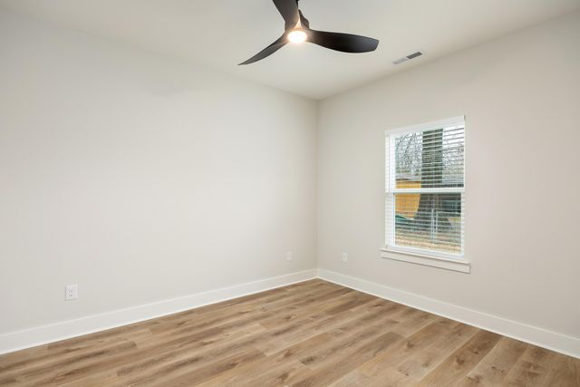 5824 Mckinley Street, East Ridge, TN 37412