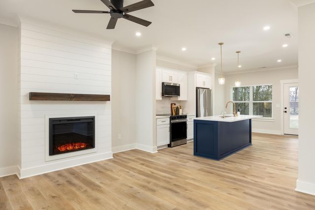 5824 Mckinley Street, East Ridge, TN 37412