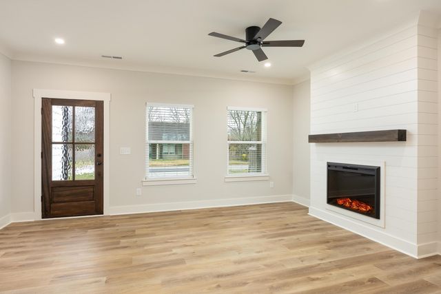 5824 Mckinley Street, East Ridge, TN 37412