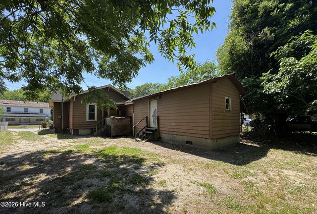822 W Thomas Street, Rocky Mount, NC 27804