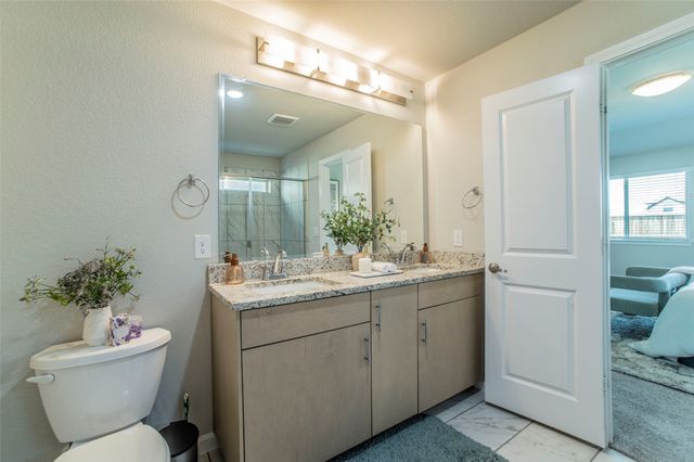 1524 Soapberry Drive, Aubrey, TX 76227