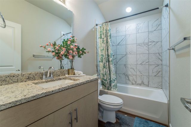 1524 Soapberry Drive, Aubrey, TX 76227