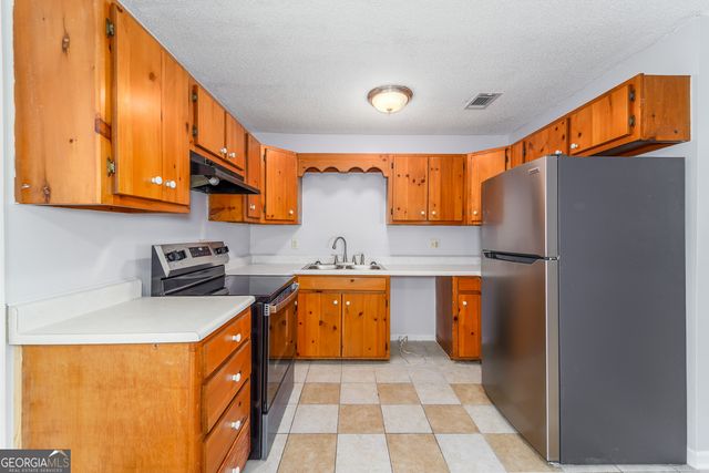 1210 Washington Avenue, Waycross, GA 31503