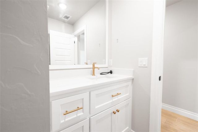 5601 Prickly Wild Way, Edmond, OK 73034