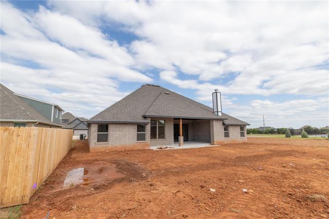5601 Prickly Wild Way, Edmond, OK 73034