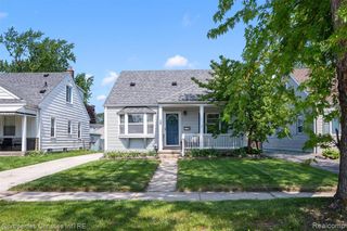 68 Highland Avenue, Clawson, MI 48017