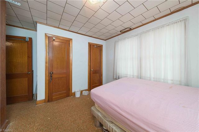 2012 Old Fletcher Road, Yadkinville, NC 27055