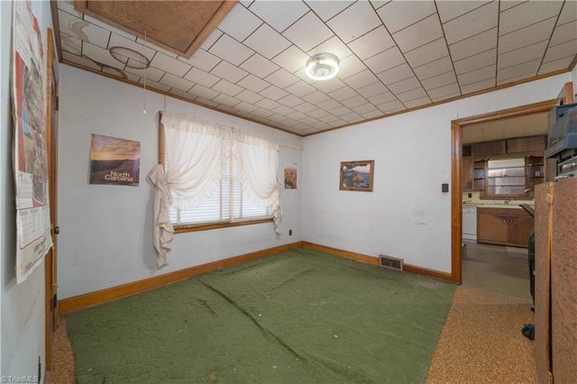 2012 Old Fletcher Road, Yadkinville, NC 27055