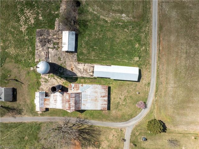 2012 Old Fletcher Road, Yadkinville, NC 27055