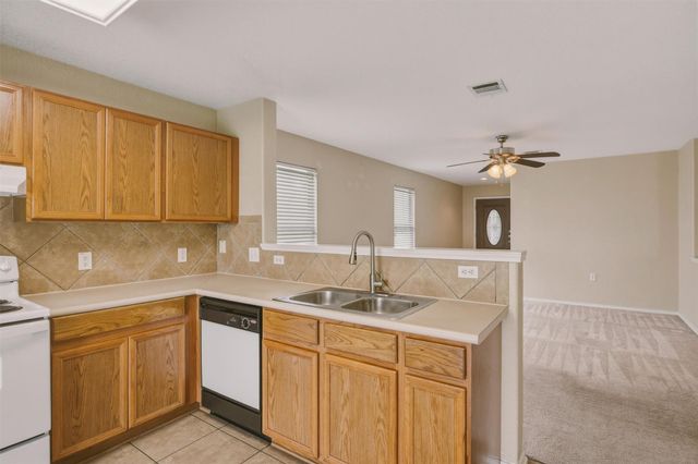 5509 Apple Orchard LN, Austin, TX 78744
