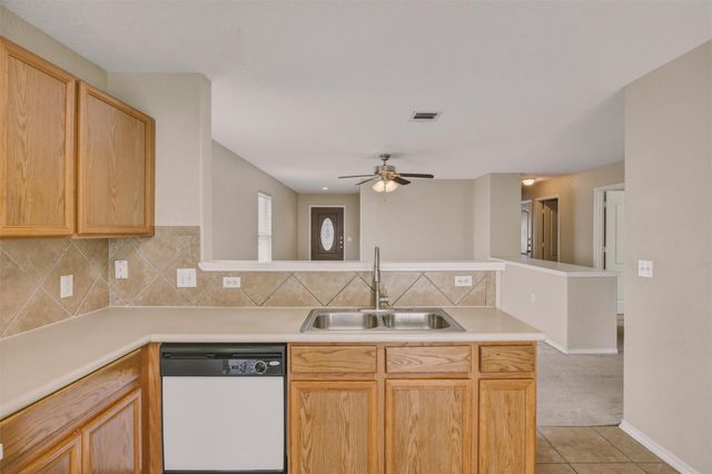 5509 Apple Orchard LN, Austin, TX 78744