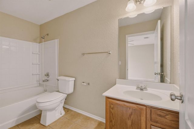 5509 Apple Orchard LN, Austin, TX 78744