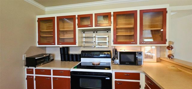 8033 Mchard Road, Pearland, TX 77581