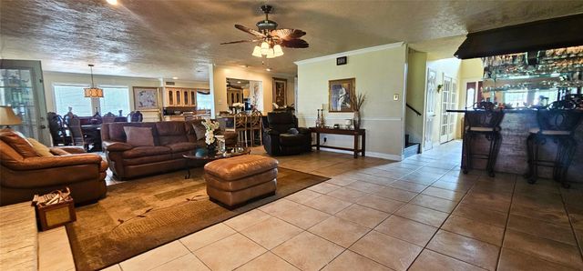 8033 Mchard Road, Pearland, TX 77581