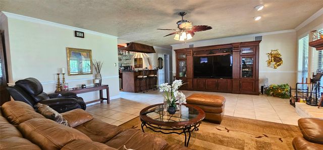 8033 Mchard Road, Pearland, TX 77581