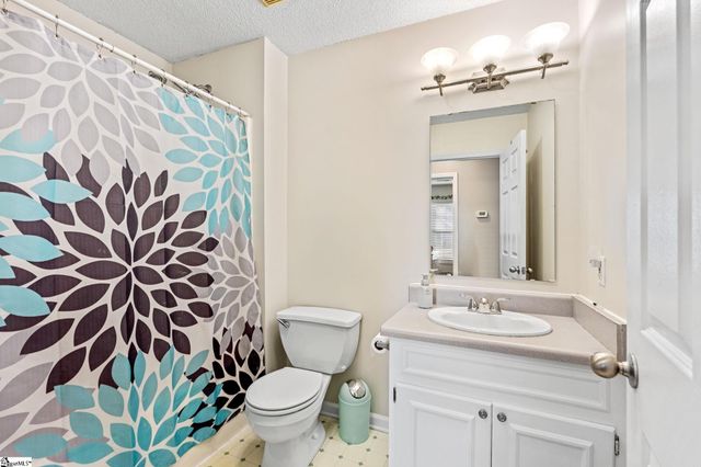 110 Old Timber Road, Woodruff, SC 29388